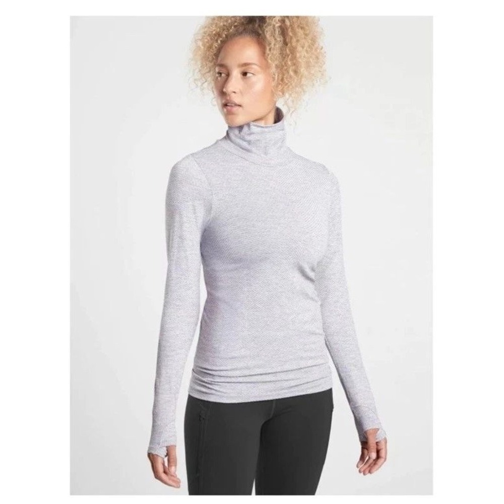 ATHLETA Flurry Blizzard Shine Turtleneck Small Grey Texture Layering Thumb Holes